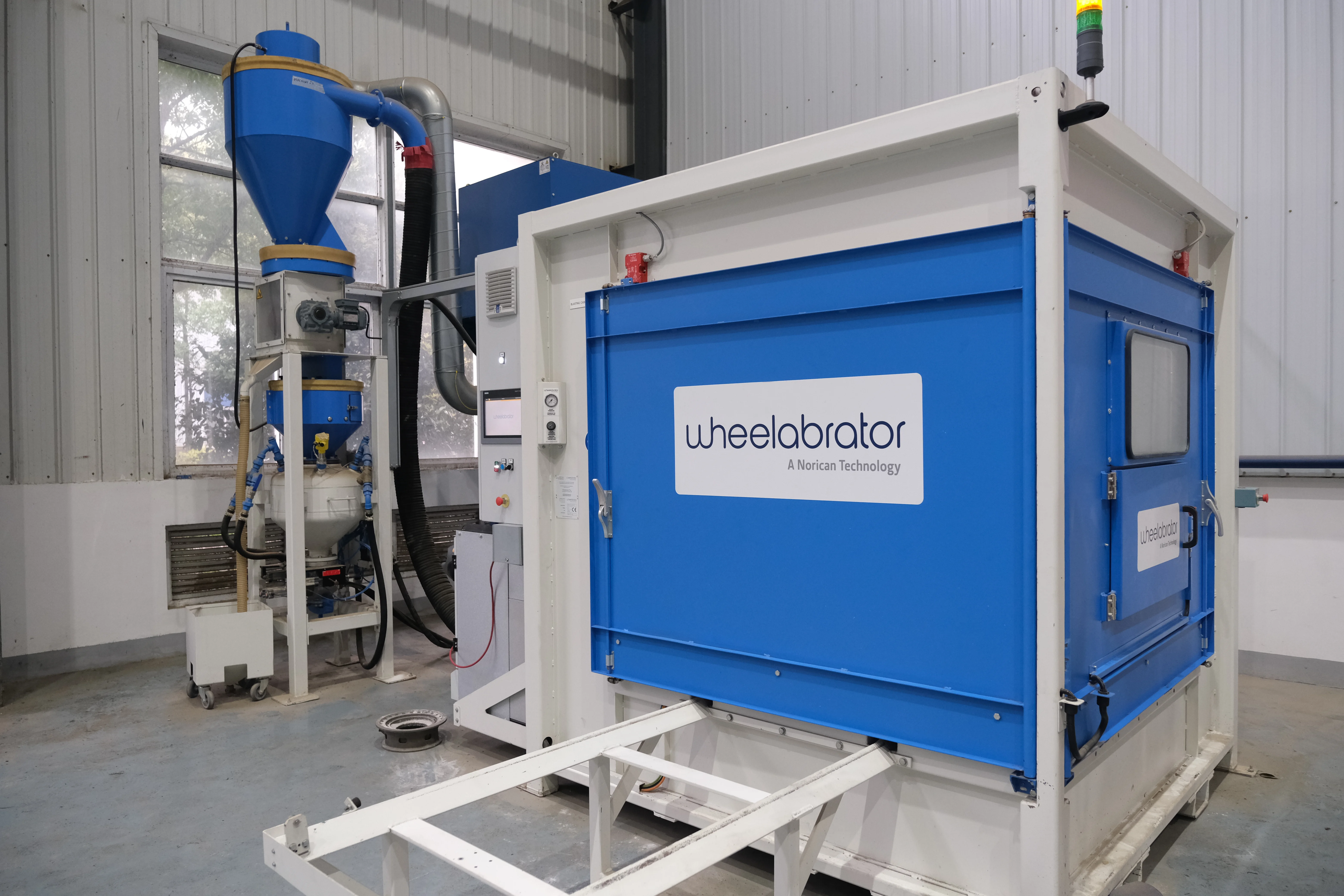 Vacu-Blast Airblast Cabinets 1